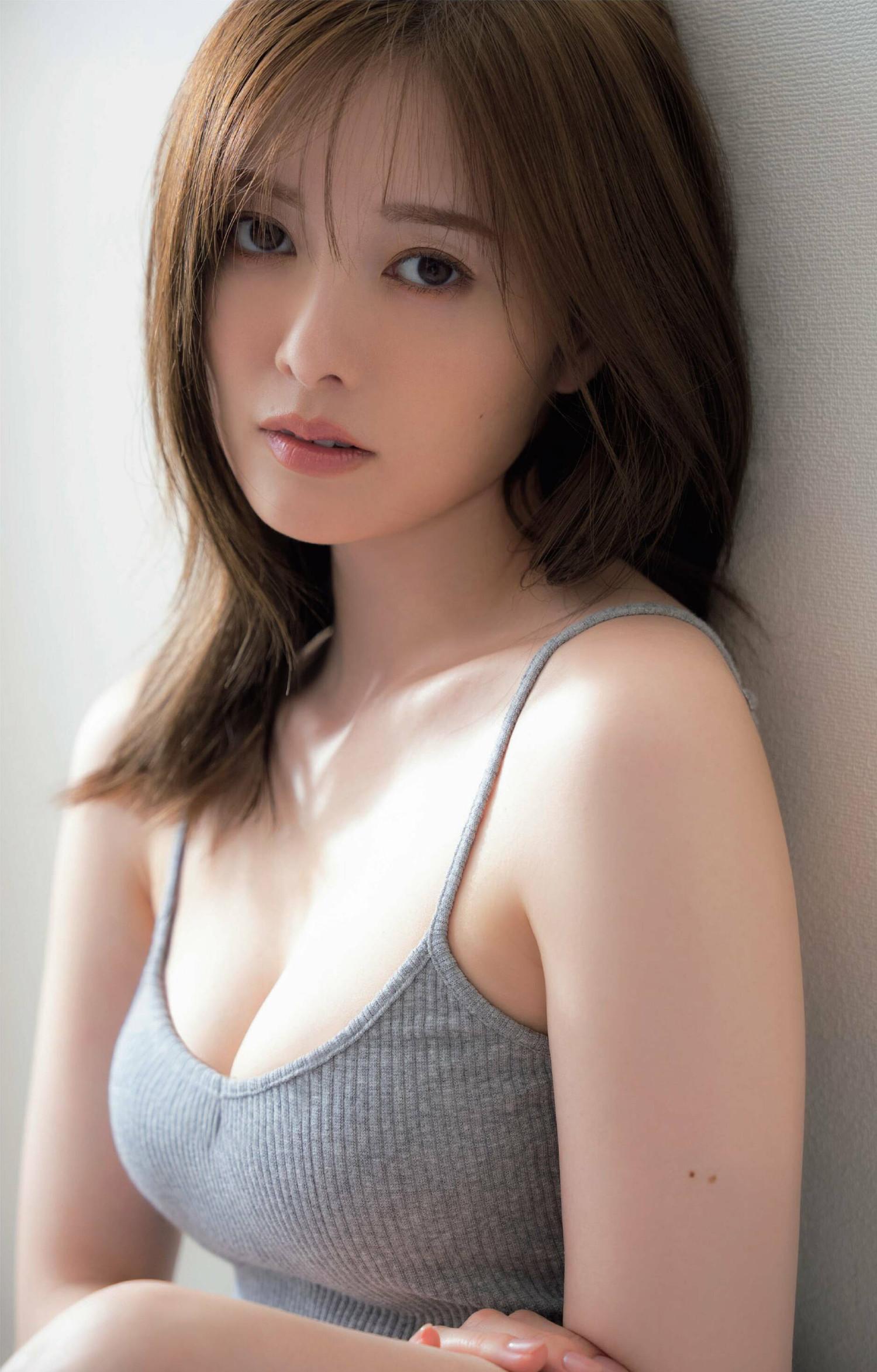 Mai Shiraishi 白石麻衣, FRIDAY 2023.01.13 (フライデー 2023年1月13日号)(12)