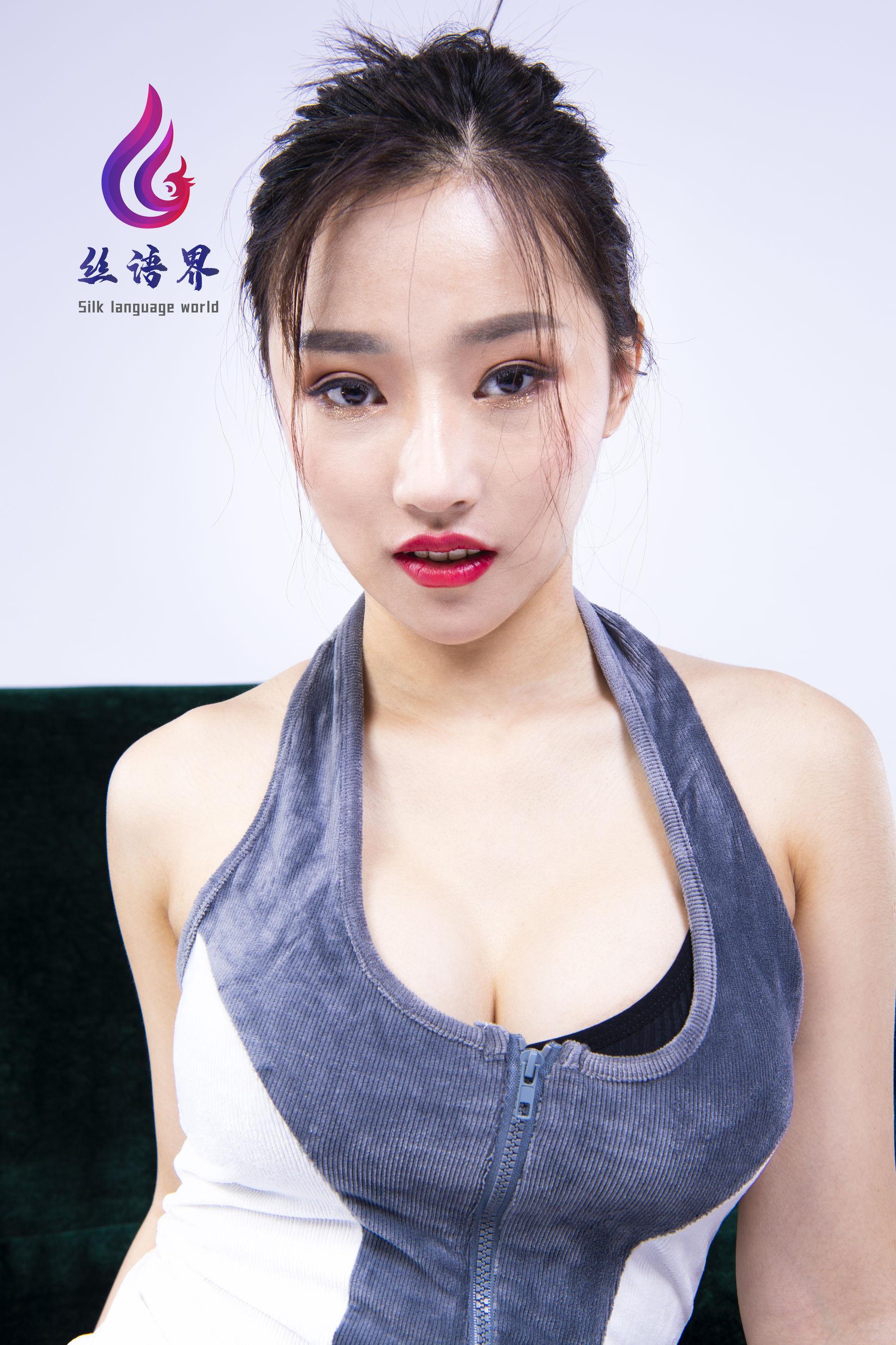 [丽柜Ligui] Model 梵妮 《私人撩拨》 写真套图(41)