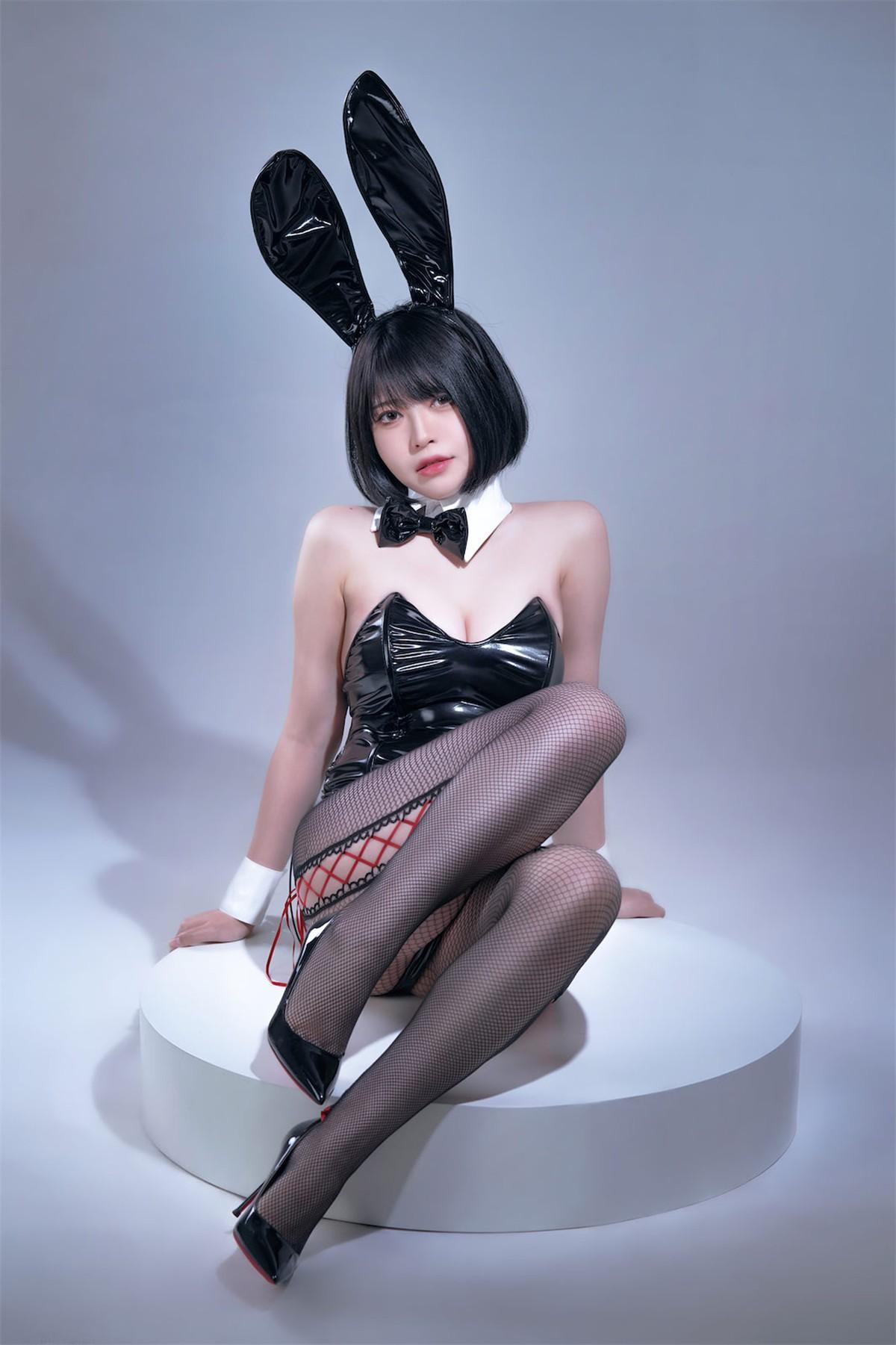 Cosplay 半半子 Bunny(5)