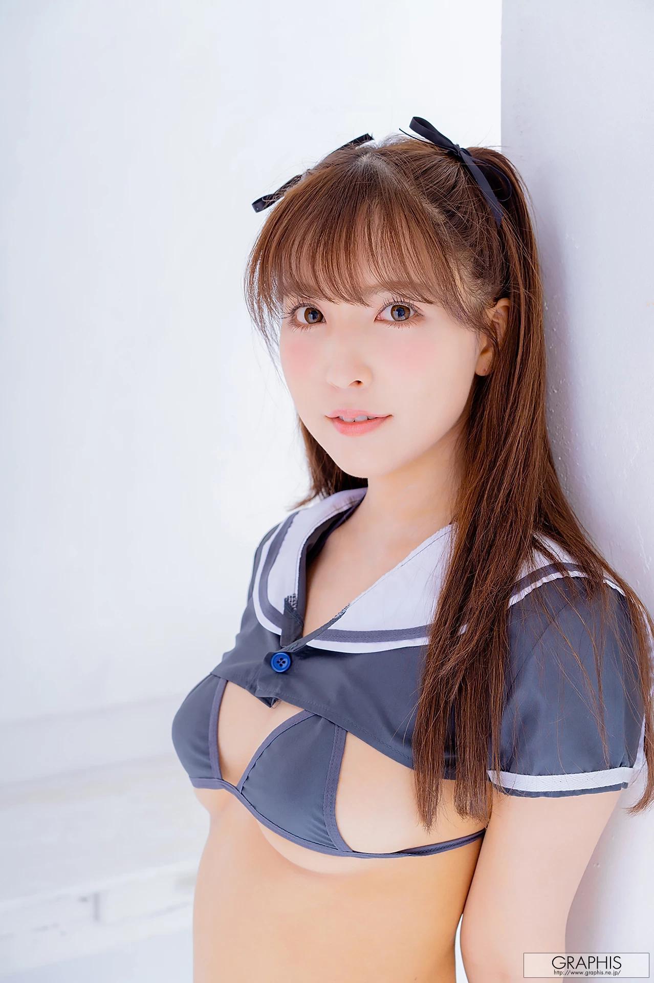 LIMITED EDITION 三上悠亜 [GRAPHIS][2020-01-03] (32P)(4)