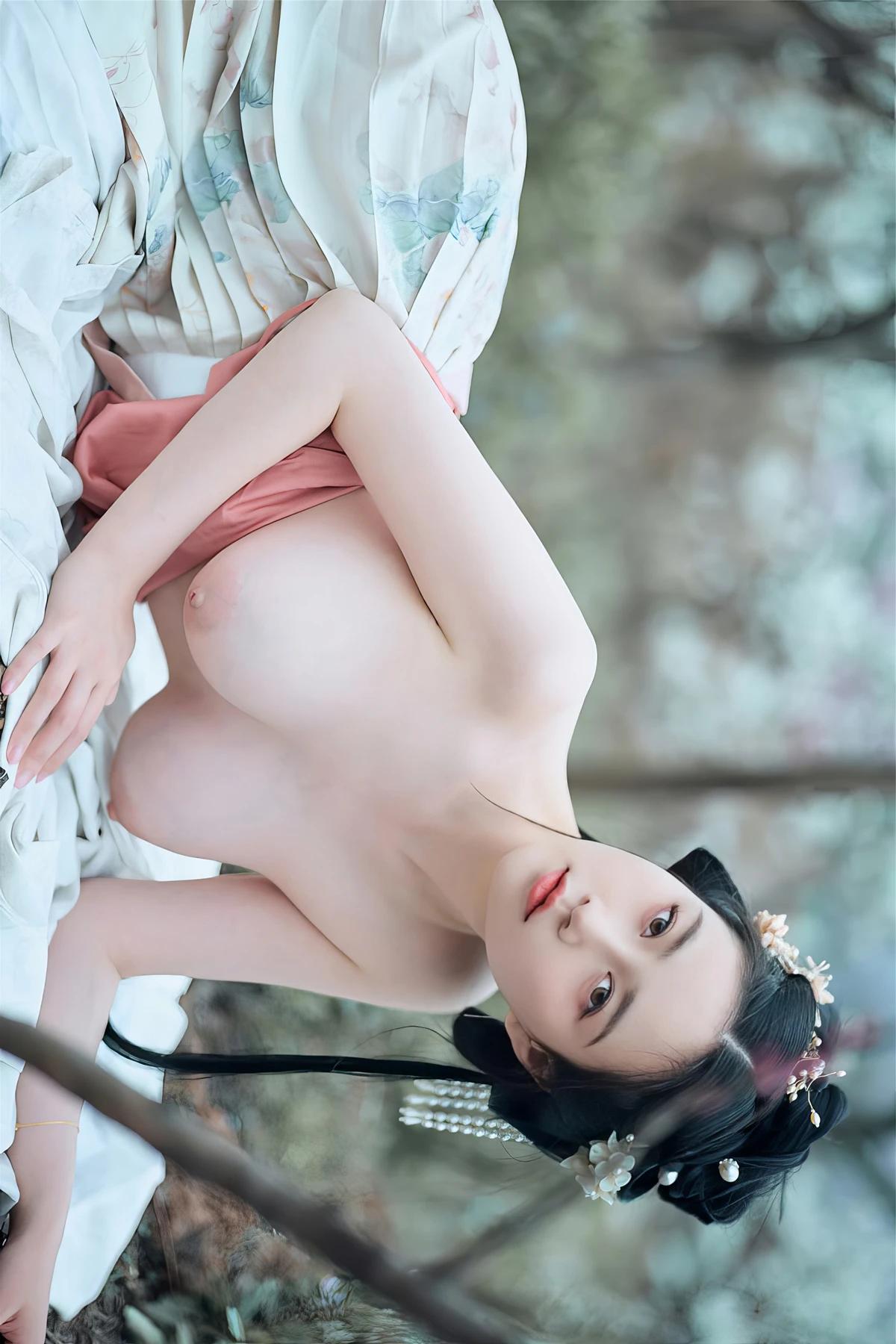 年年Nnian, 写真集 – 三月花(35)