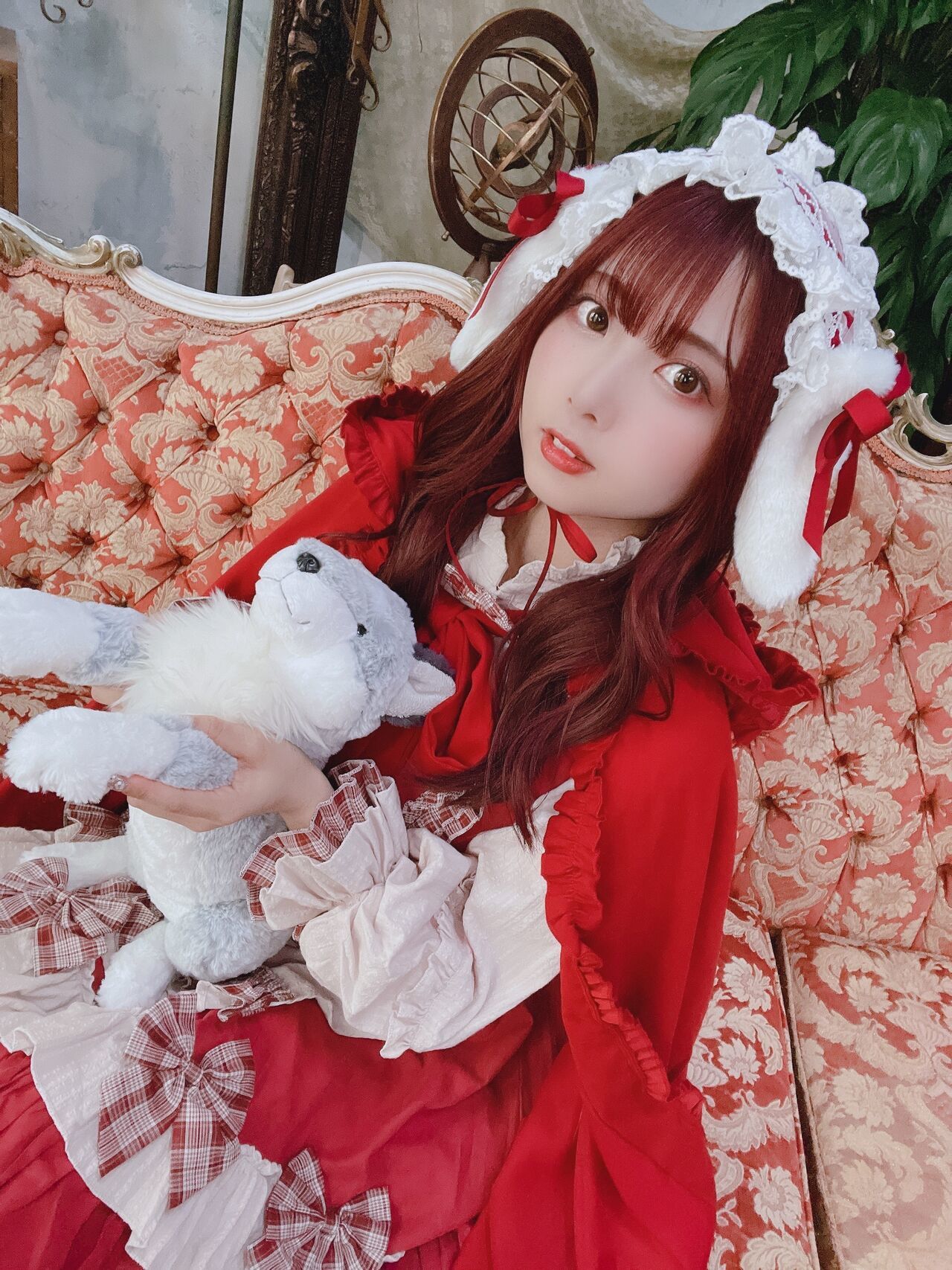 Tomiko - Red Riding Hood