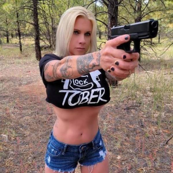 WOMEN WITH WEAPONS 2 ZpaH0ZSs_o