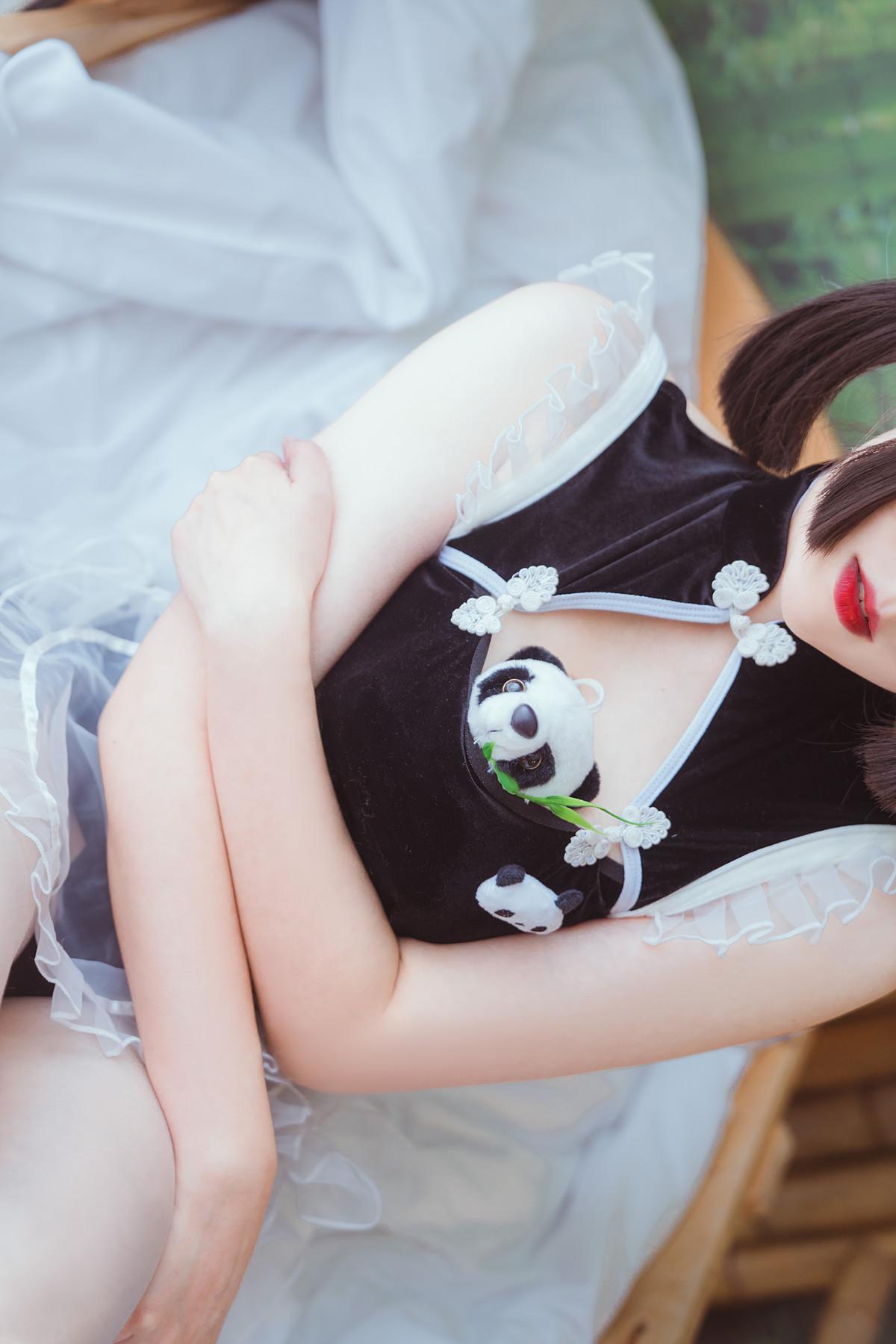 Cosplay Natsuko夏夏子 熊猫女仆(17)
