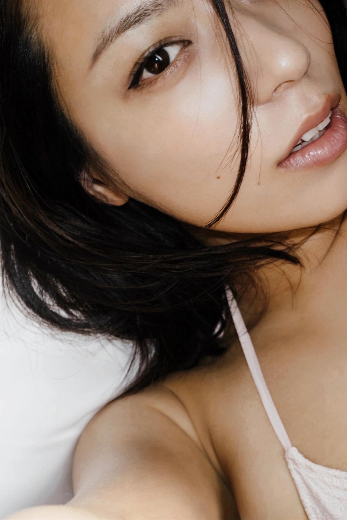 Mayu Koseta 小瀬田麻由, 週刊現代デジタル写真集 「私生活」 Set.01(14)