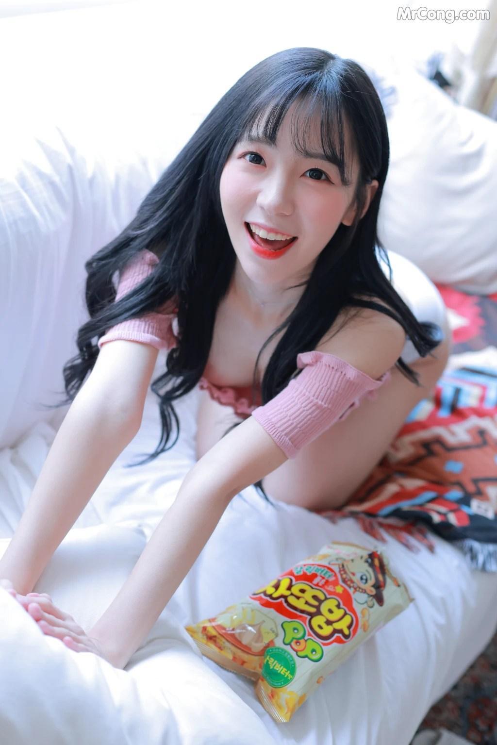 쏘블리 (@leeesovely): Housekeeper 2-1 Photo Set Collection (94 photos )(82)