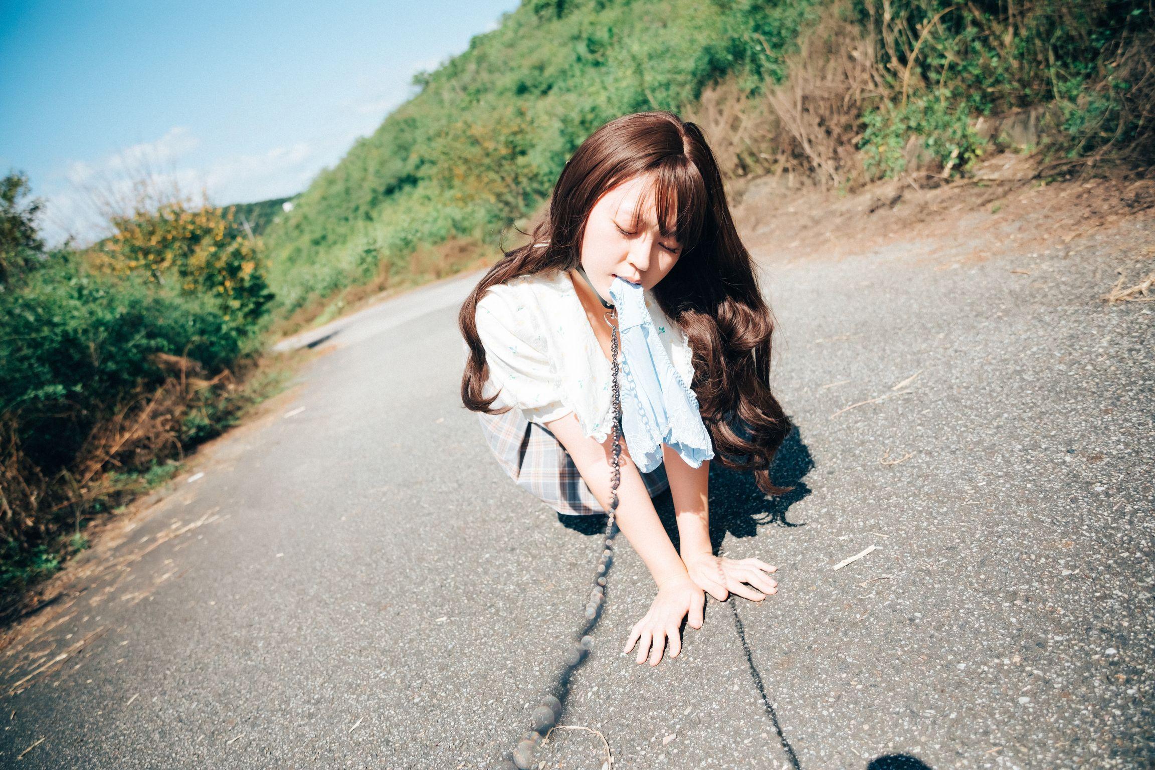 [Loozy] Mozzi (모찌): Pee Dog Play (104 photos )(71)
