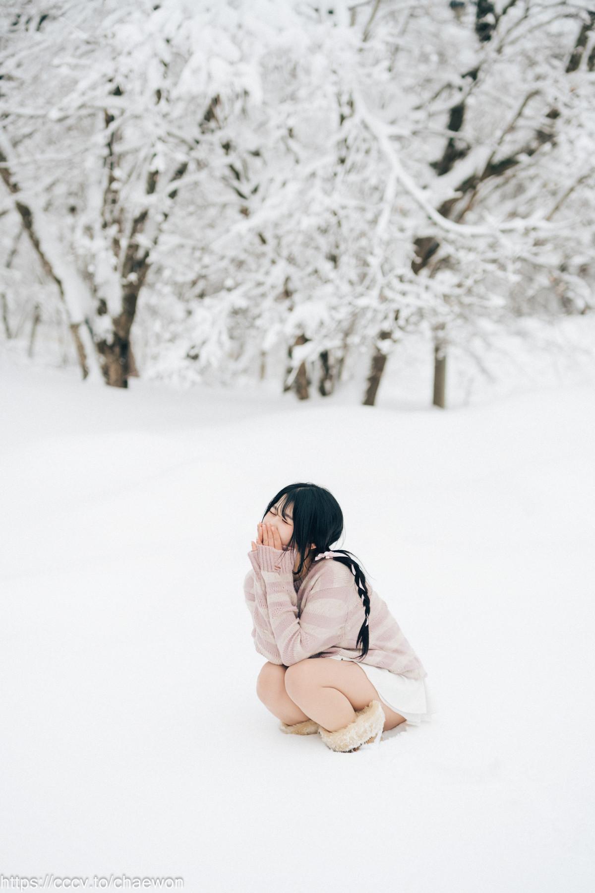 ZIA.Kwon 권지아, [Loozy] Snow Girl Set.01(32)