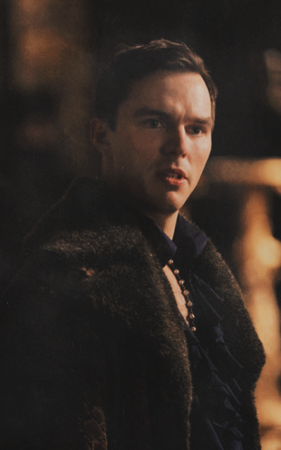 Nicholas Hoult Dau0BsEM_o