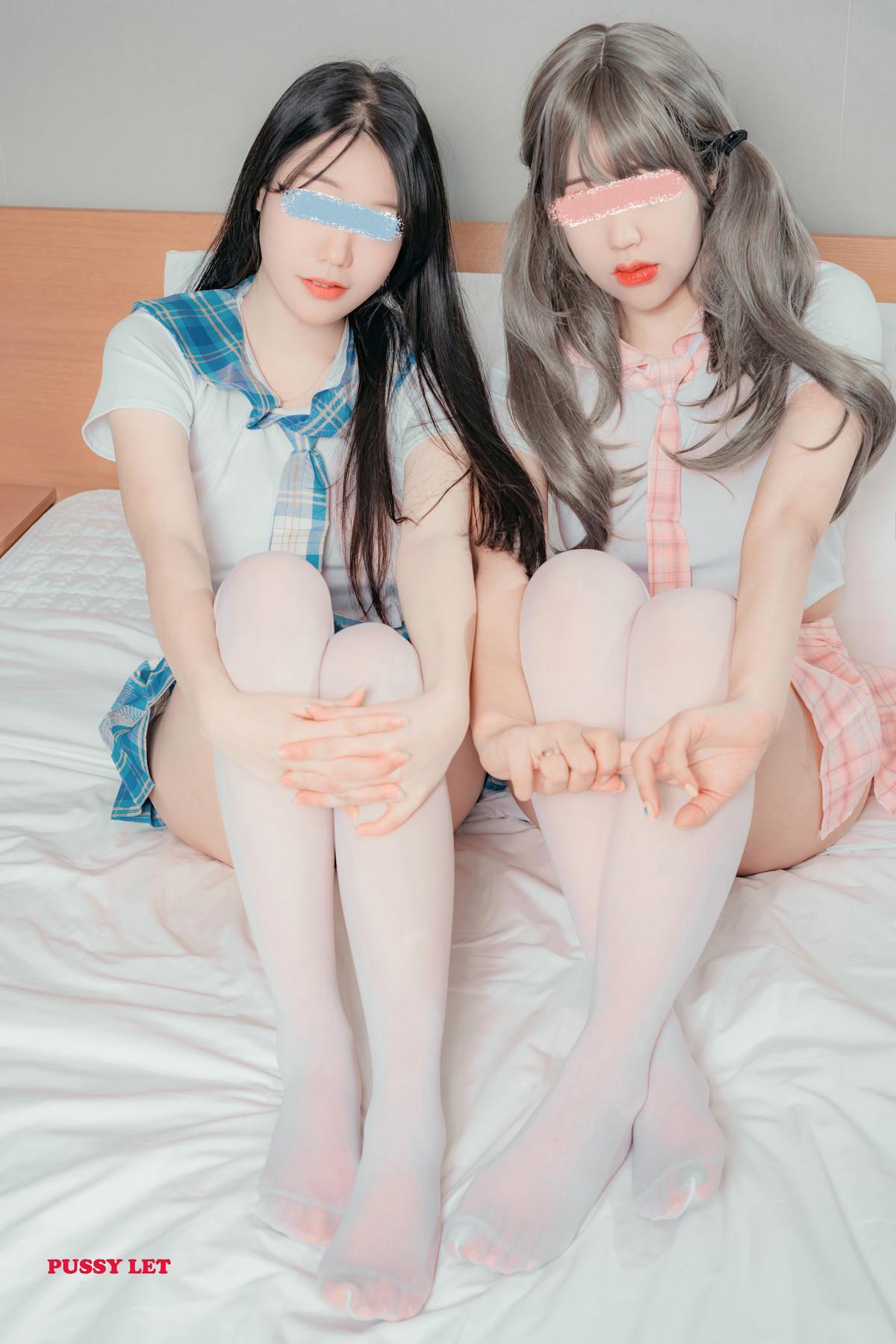 CONY x DECEMBER [PUSSYLET] Vol.23 Twins Set.02(48)