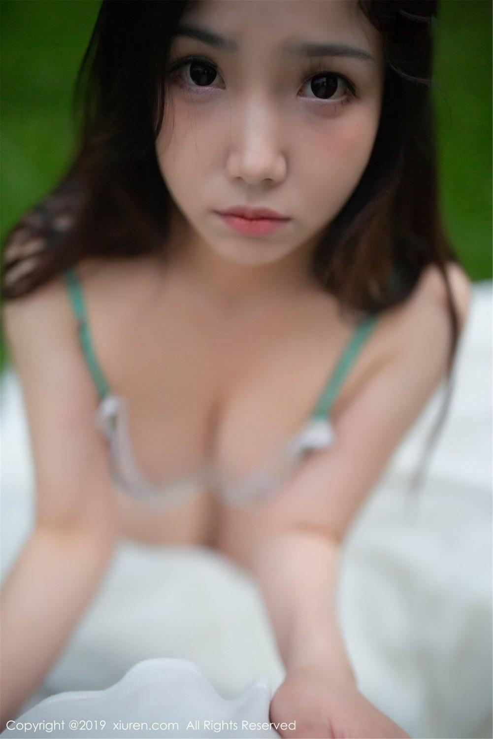 [XIUREN秀人网] 2019.06.19 No.1504 徐微微mia(36)