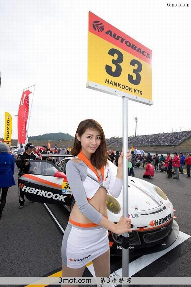 日本GT赛车宝贝清凉助阵 美腿修长气质佳(15)