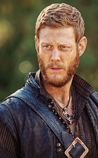 (m) tom hopper YKRbbeJ0_o