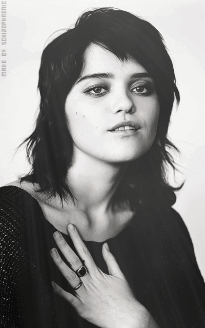 Sky Ferreira KoGAi8ic_o