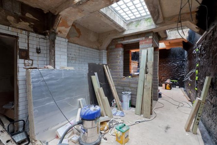 Заброшенный общественный туалет в Гайд-Парке превратился в квартиру 