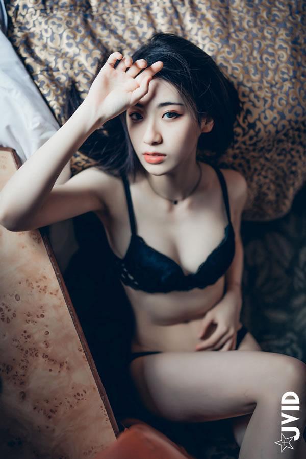 神正阿黎-从画里走出来的美丽女子2(1)