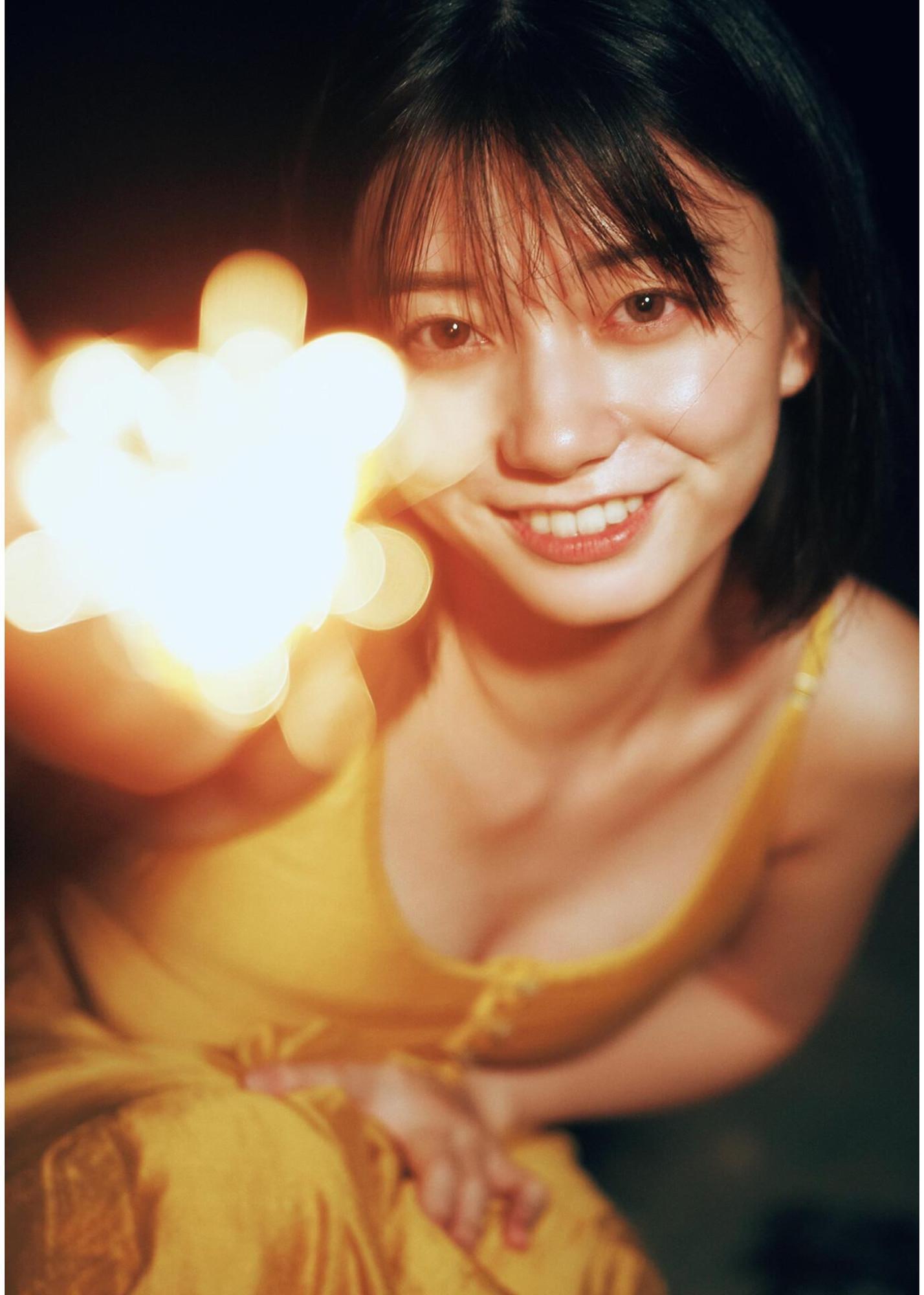 Kanna Seto 瀬戸環奈, 1st写真集 「Emerald」 Set.02(17)