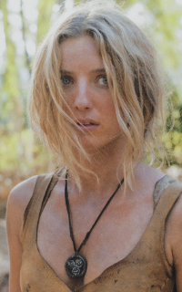 Annabelle Wallis RABSJlx8_o