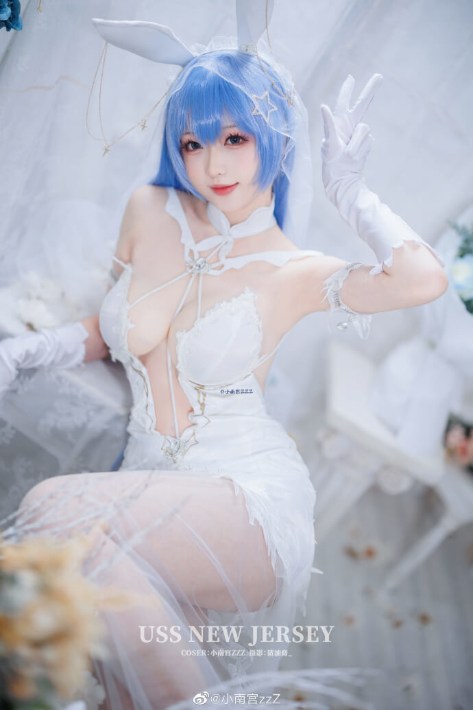 Cosplay：碧蓝航线新泽西(花园)cos 白雪之仪花嫁 @小南宫zzZ