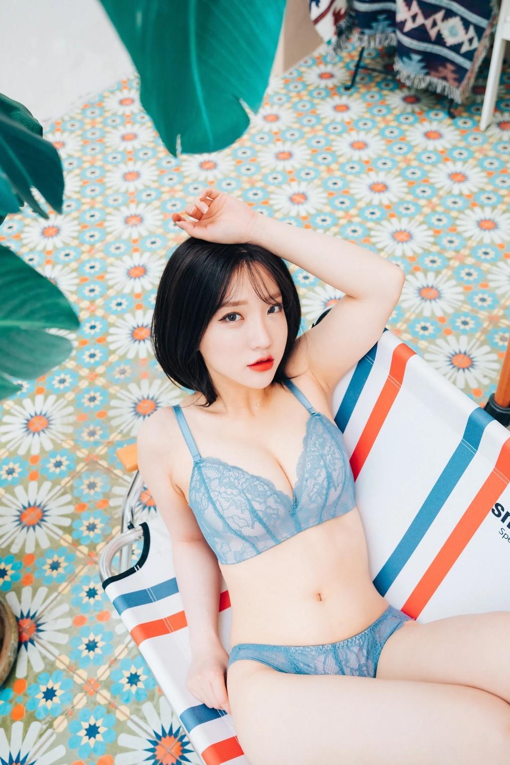[Loozy] Summer Caravan - Son Ye-Eun (손예은) (66 photos )(38)