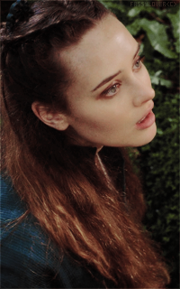 Katherine Langford LDIOWVfO_o