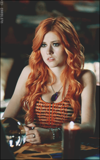 Katherine McNamara OhQtCBJb_o