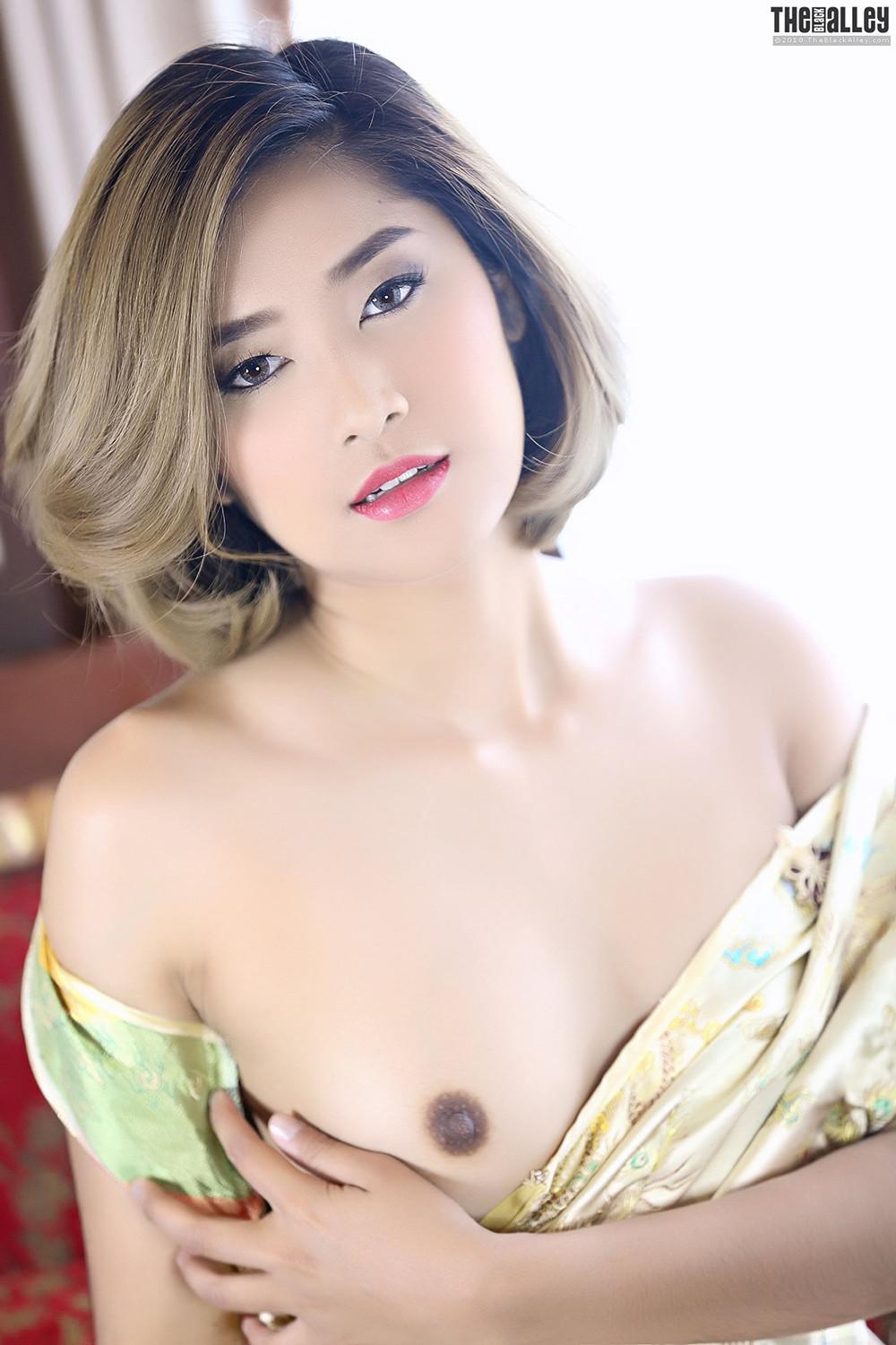 Apple The Black Alley Photobook Set.30(18)