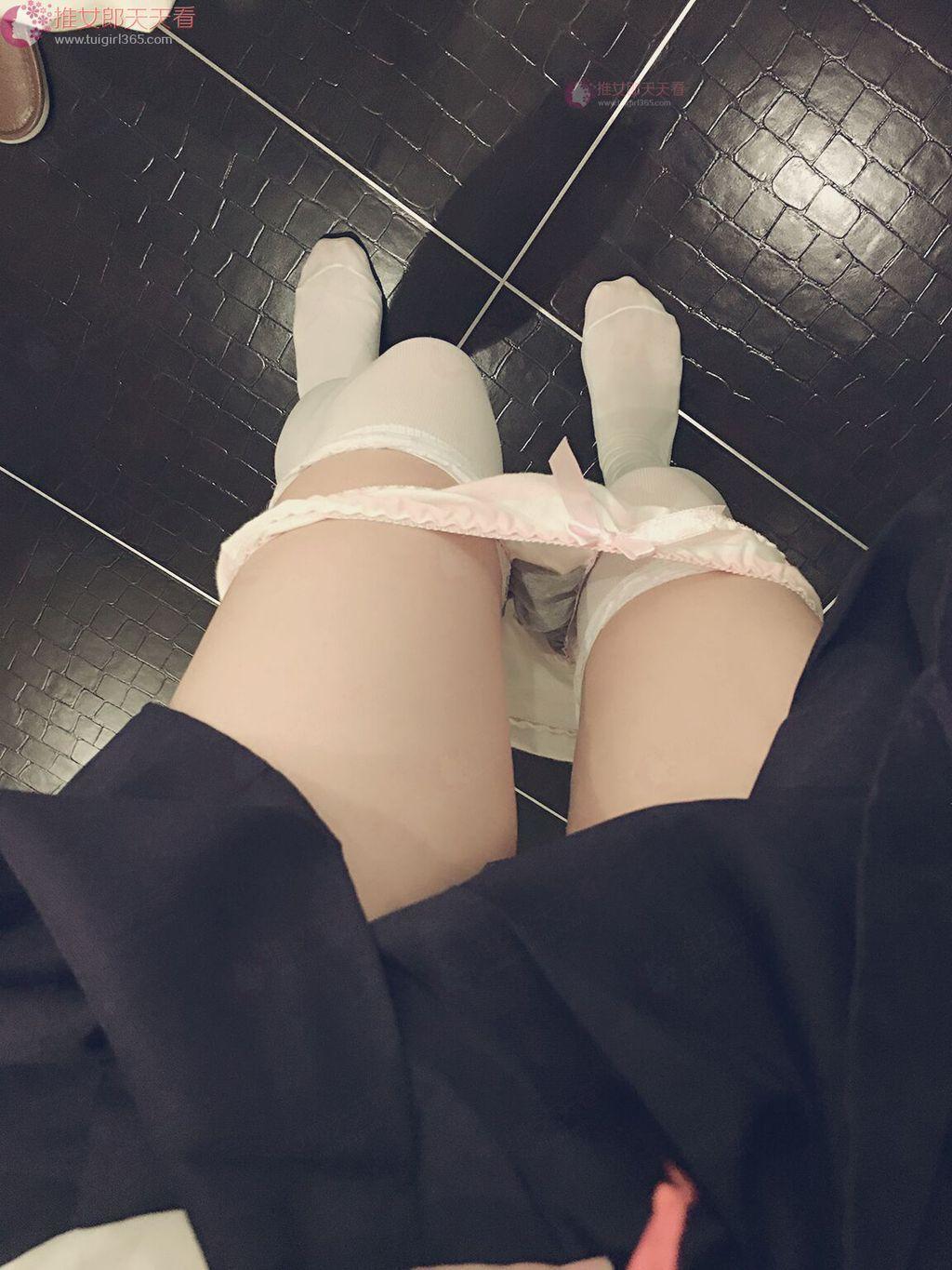 Coser@习呆呆: 水手服 (37 photos )(25)
