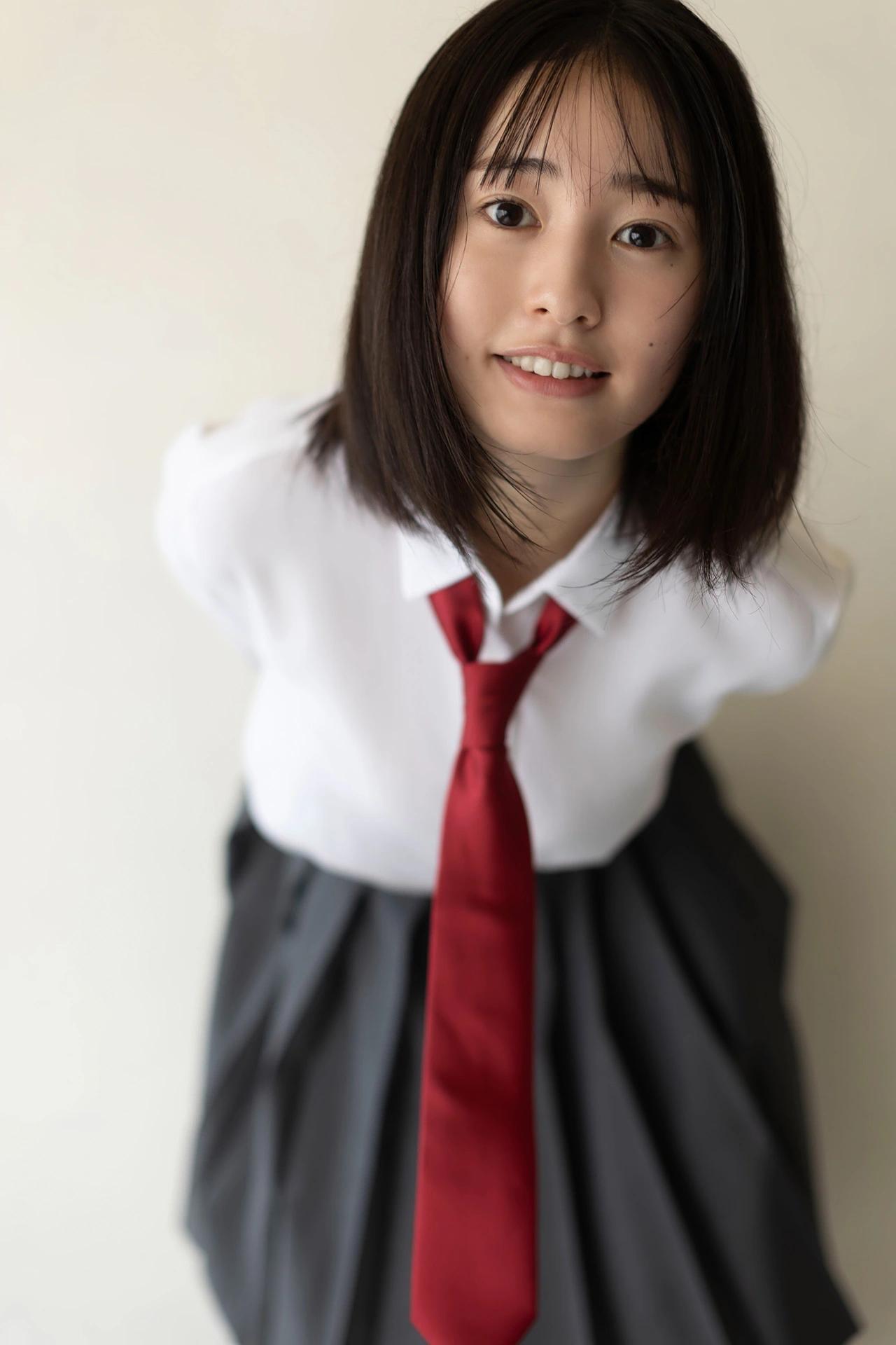 Miu Shirahama 白濱美兎, FLASHデジタル写真集 「ちょっぴりオトナ」 Set.03(7)