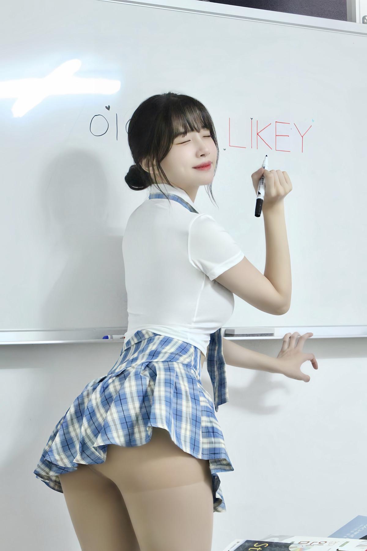 Lee Ahrin 이아린, LIKEY Web Pictorial Set.01(23)