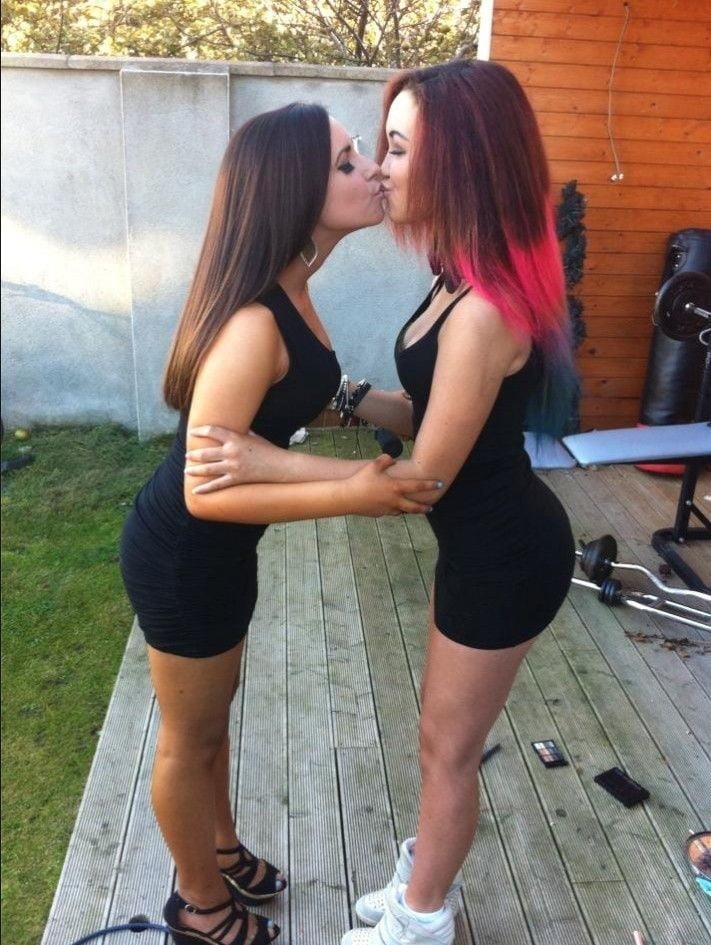 Fat girls kissing porn-4890