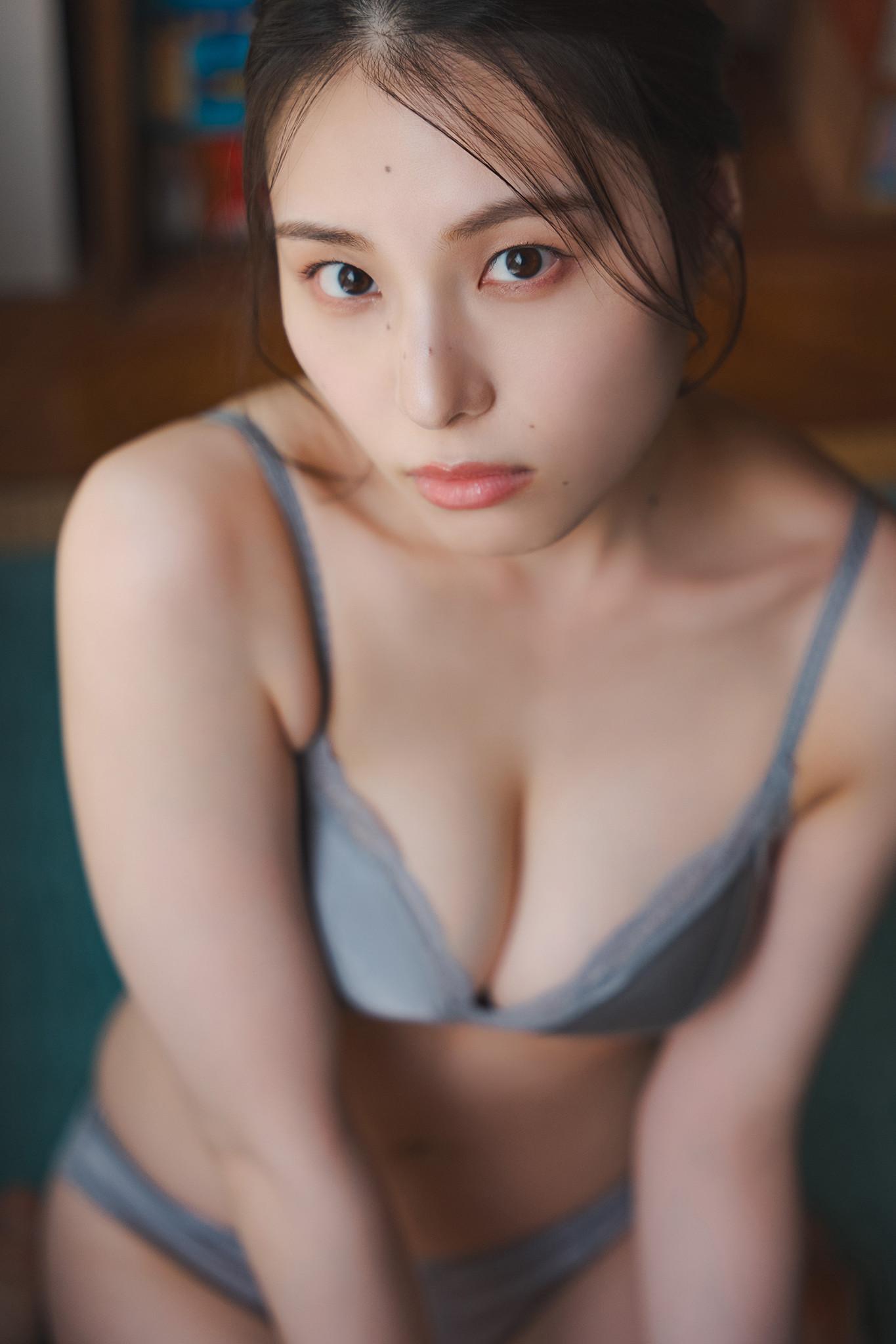 Iori Sagara 相楽伊織, ヤングチャンピオンデジグラ 「夏の部屋で、伊織と。」 Set.03(19)