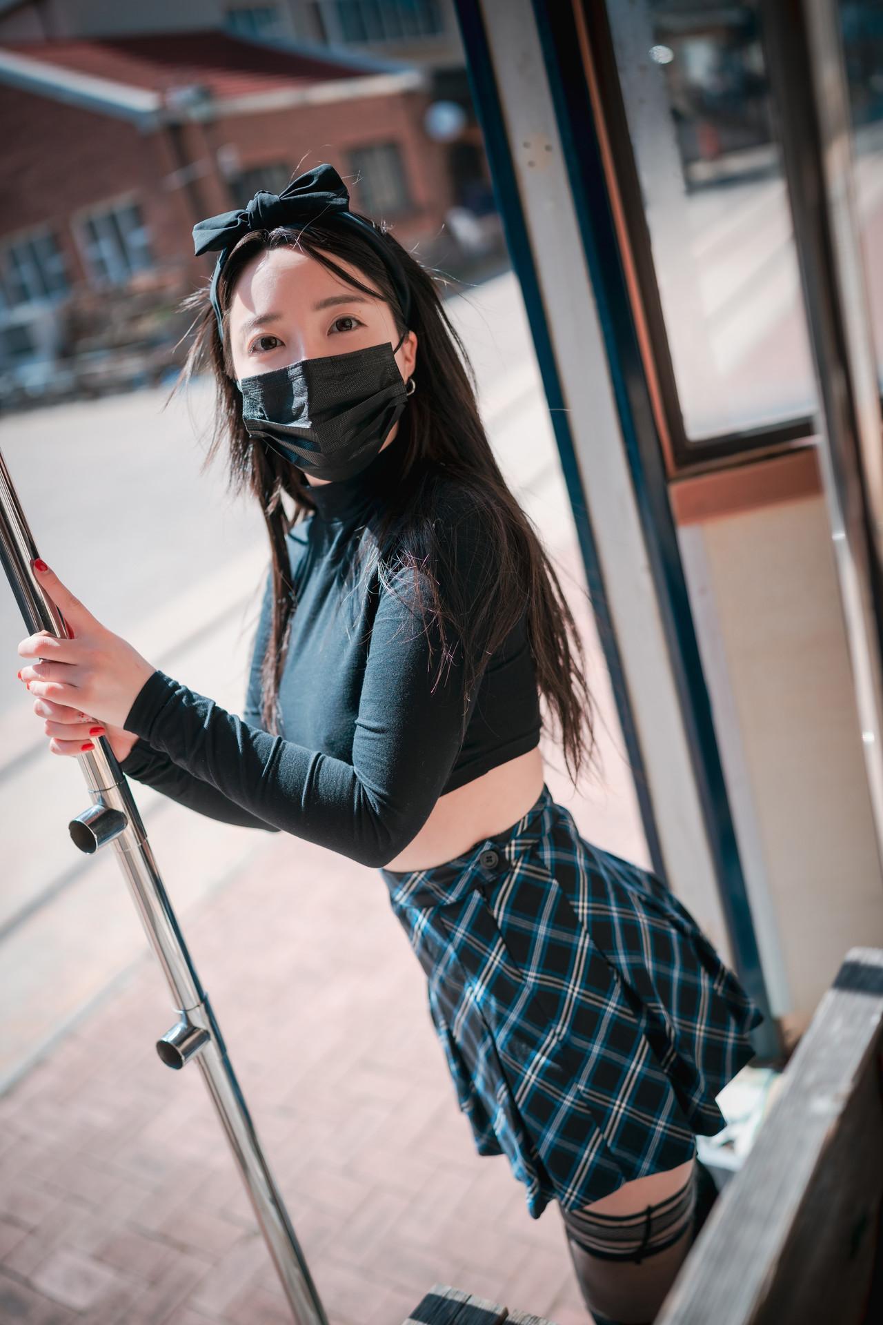 Son Yeeun 손예은, [DJAWA] Early Spring Walk in March Vol.2 (+S.Ver) Set.01(71)