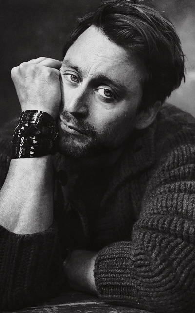 Kieran Culkin Y5MlwQQR_o