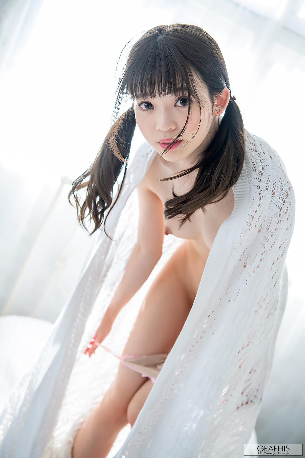 Izuna Maki 槙いずな, Graphis First Gravure 初脫ぎ娘 Vol.03(23)