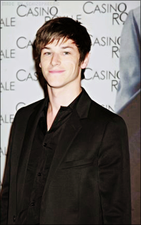 Gaspard Ulliel Wqt2yYrA_o