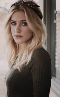 Lili Reinhart 1kW8q1HL_o