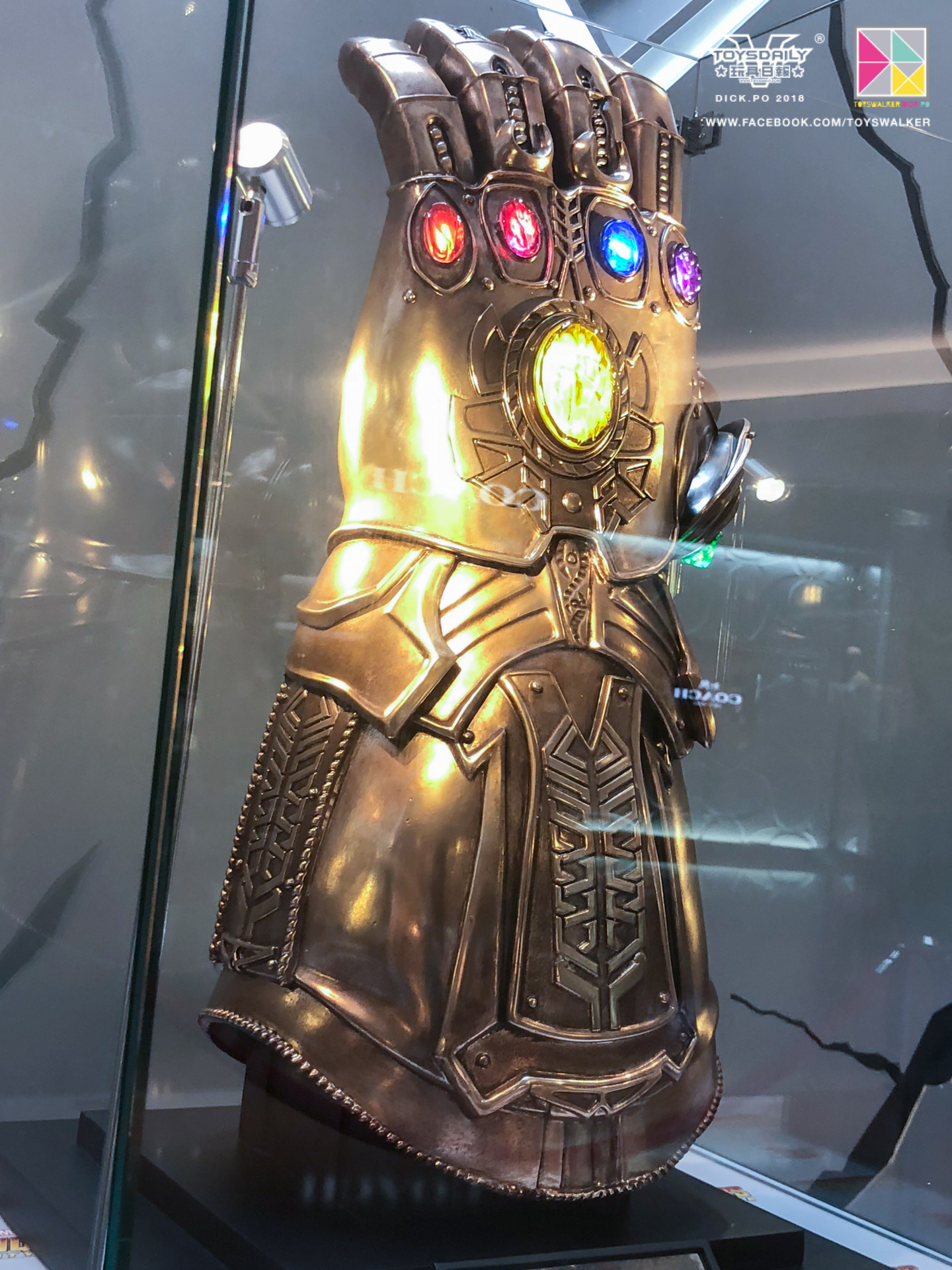 Exhibition Hot Toys : Avengers - Infinity Wars  QicKaVzS_o