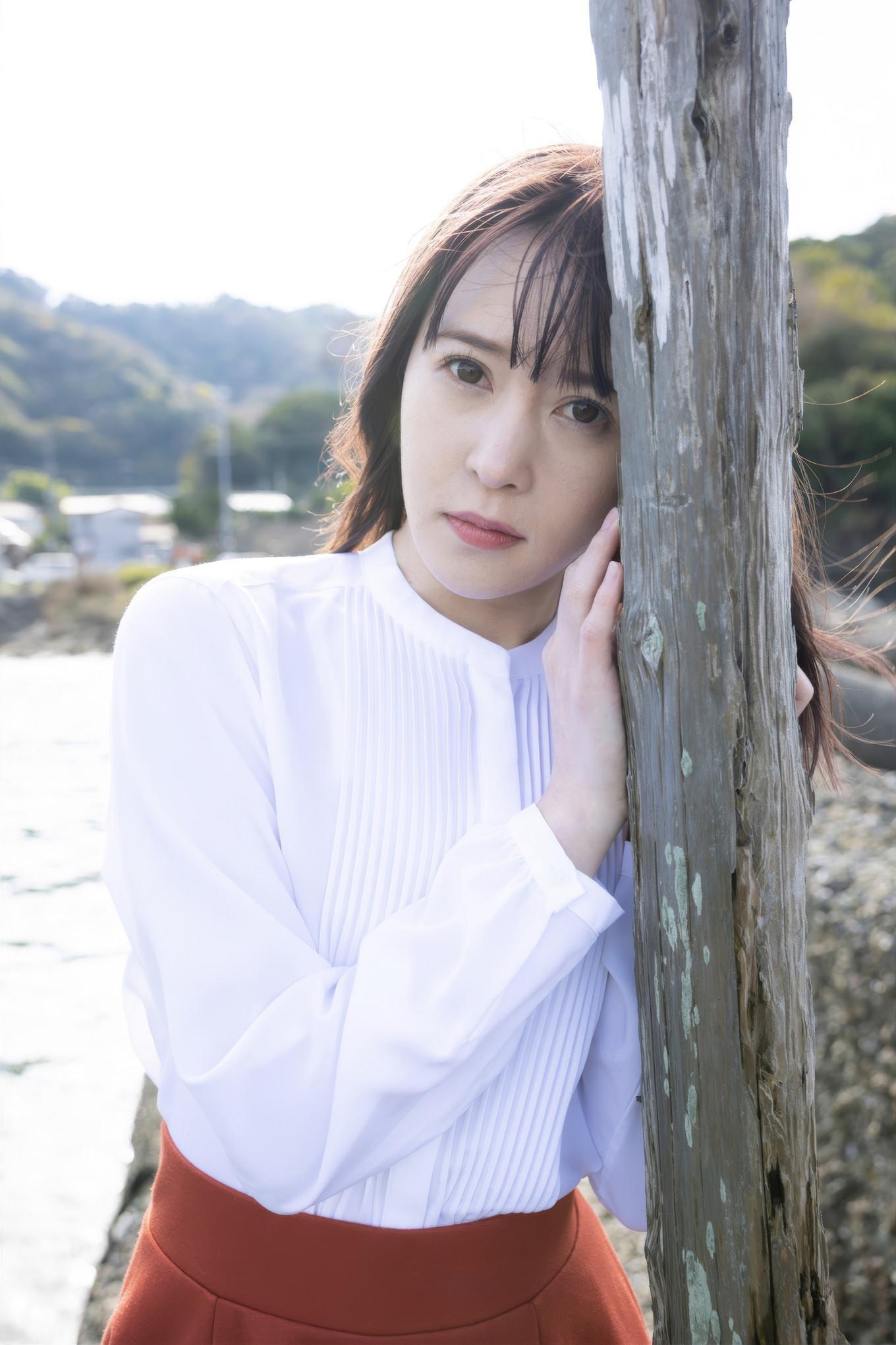 Yukari Uno 恵沙也香, Prestige 写真集 「椿姫 lady of the Camelias」 Set.04(9)