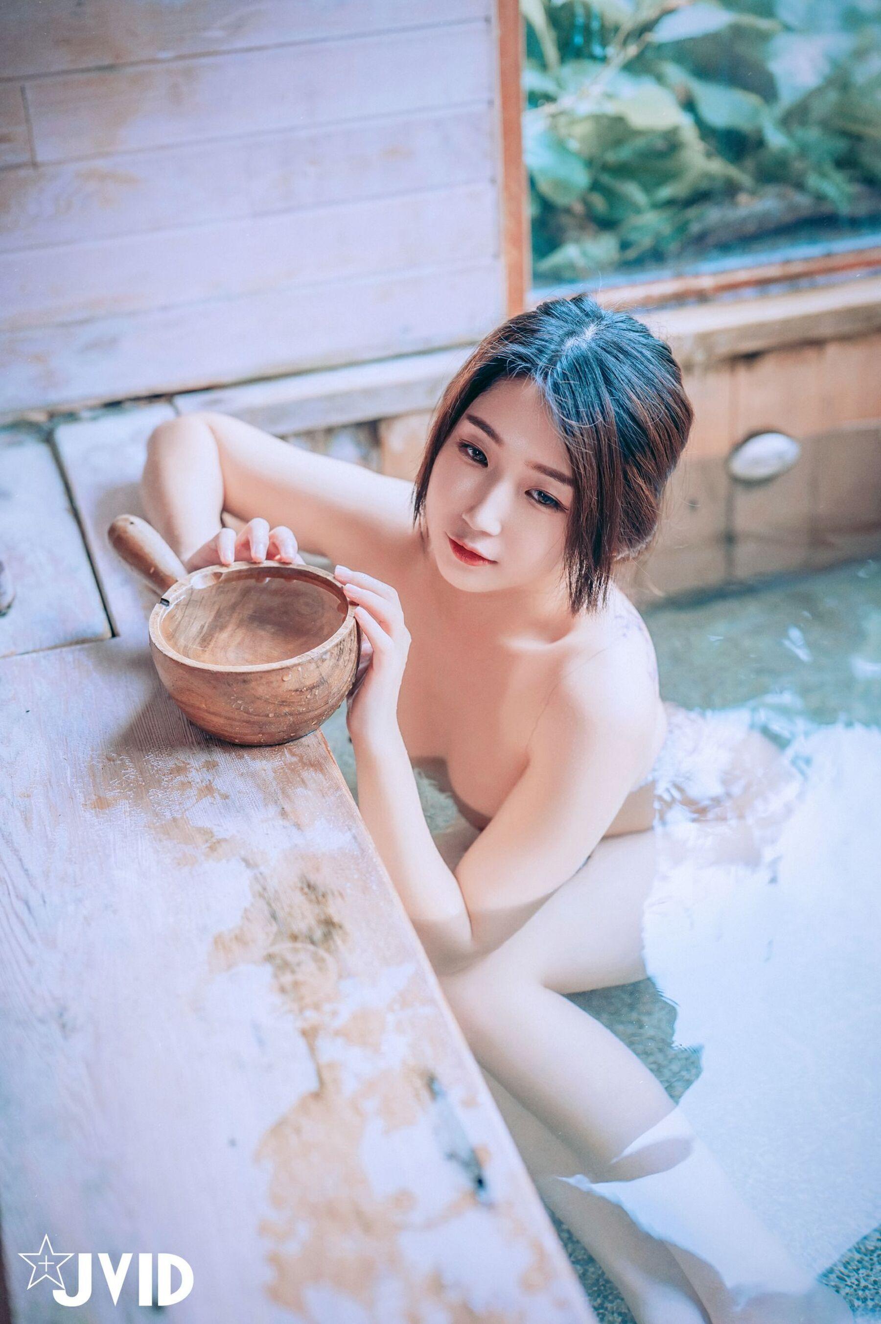 JVID 肉包Mini《与肉包的温泉之旅》(107)