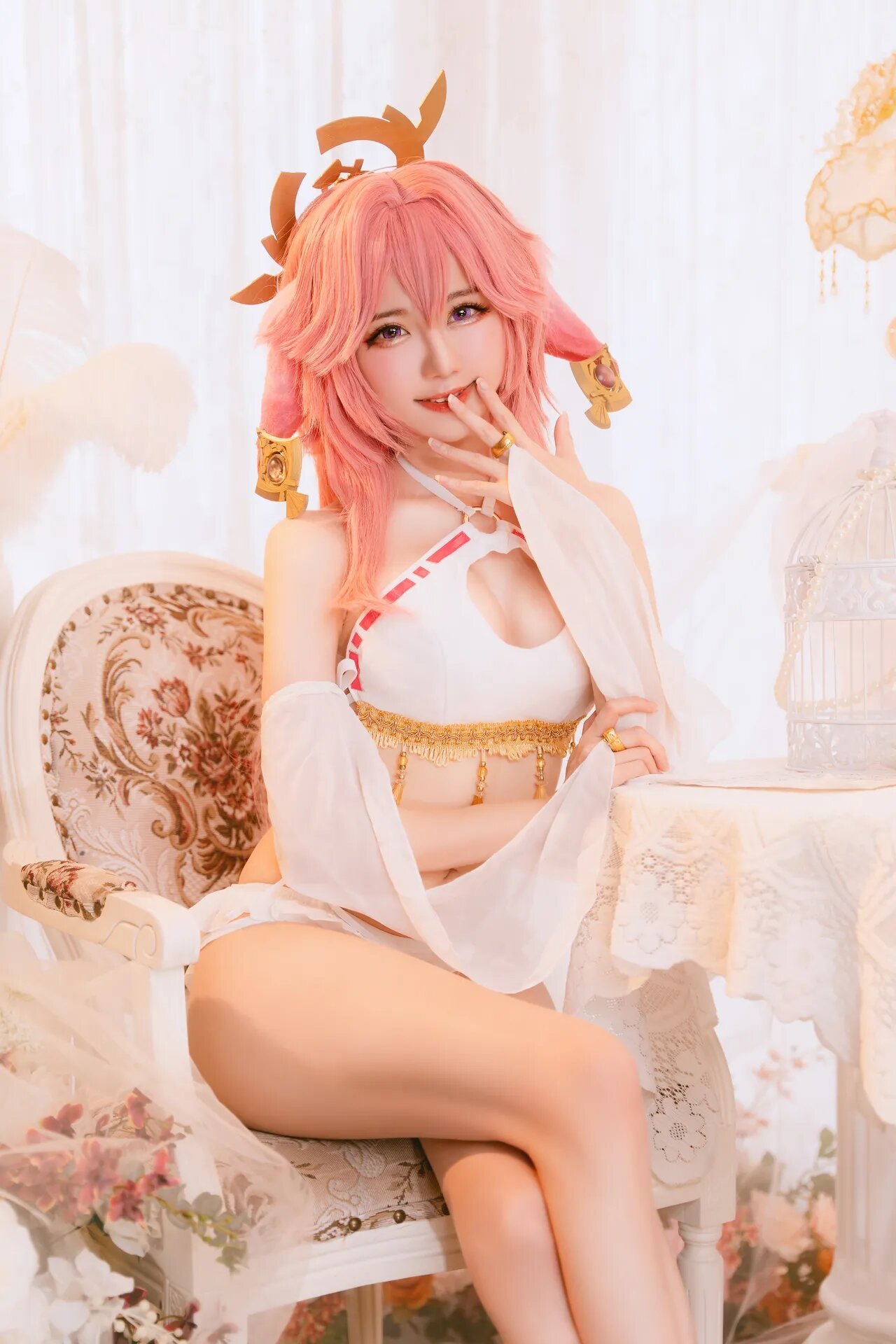 Sally Dorasnow - Yae Miko summer