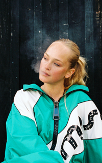 Jean Campbell Jgu9hwZH_o