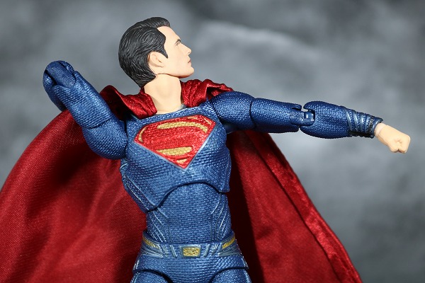 Justice League DC - Mafex (Medicom Toys) - Page 3 IHgycR0e_o