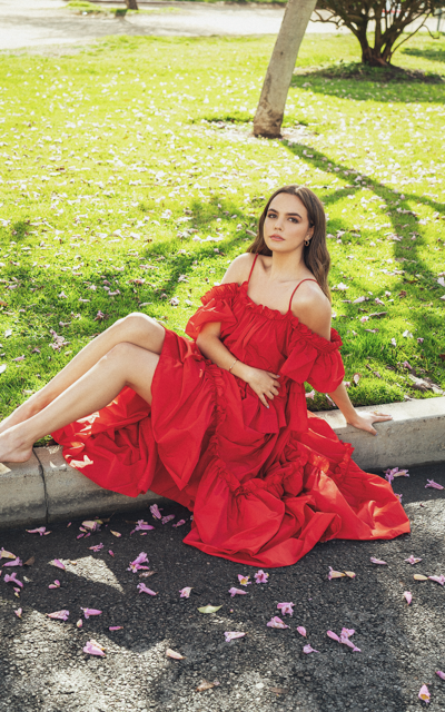 brunetka - Bailee Madison 5jPLVaff_o