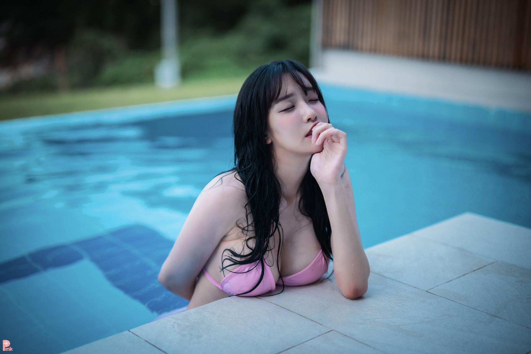 Lee Ahrin 이아린, [PINK] Bikini Day Set.02(31)