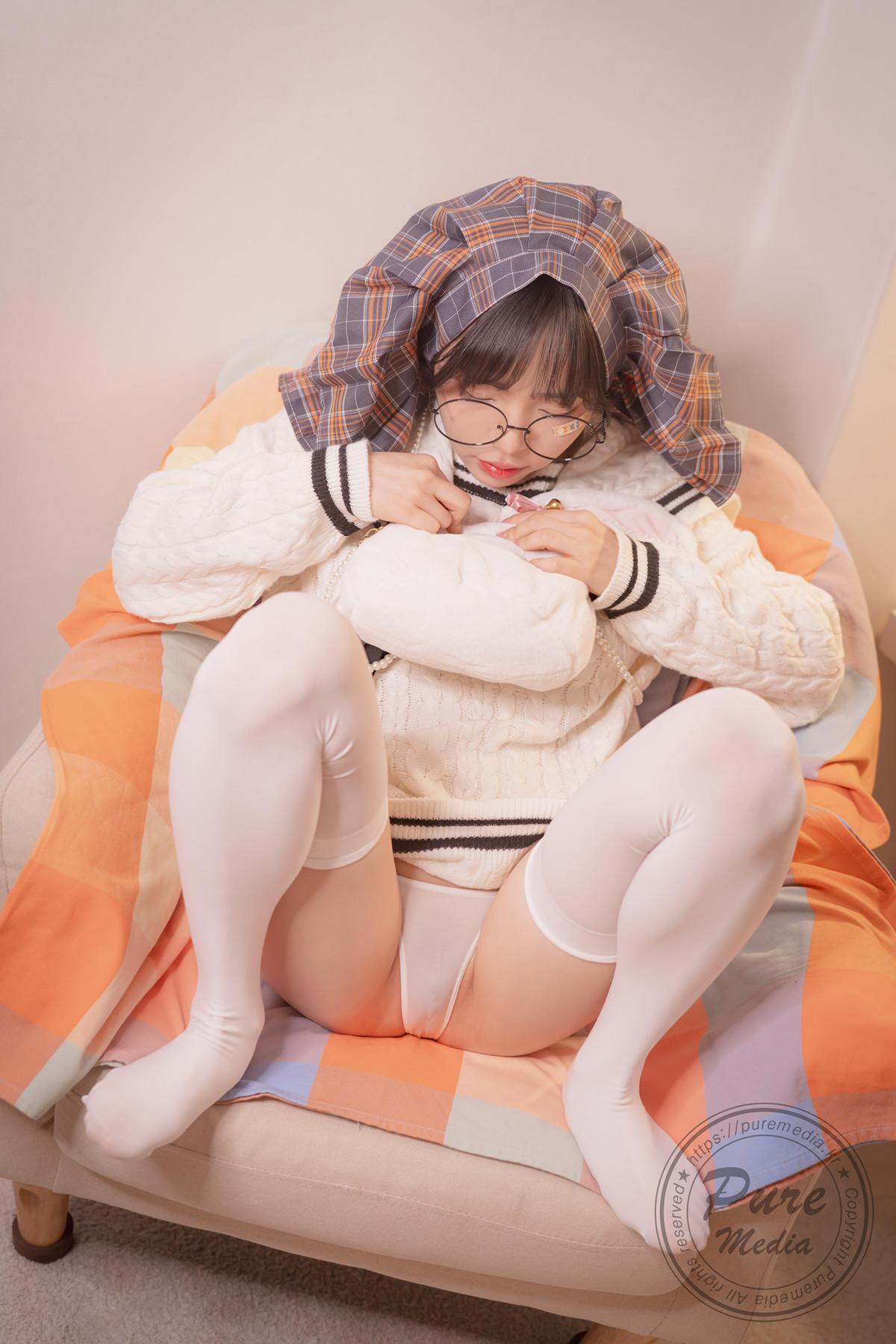 Jelly 젤리, PURE MEDIA Vol.276 Girl Trapped in a Rooftop Room Set.01(30)