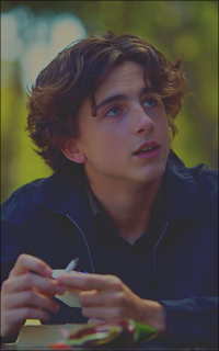 Timothée Chalamet QcEtof1U_o