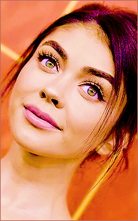 Sarah Hyland AolnmI4t_o