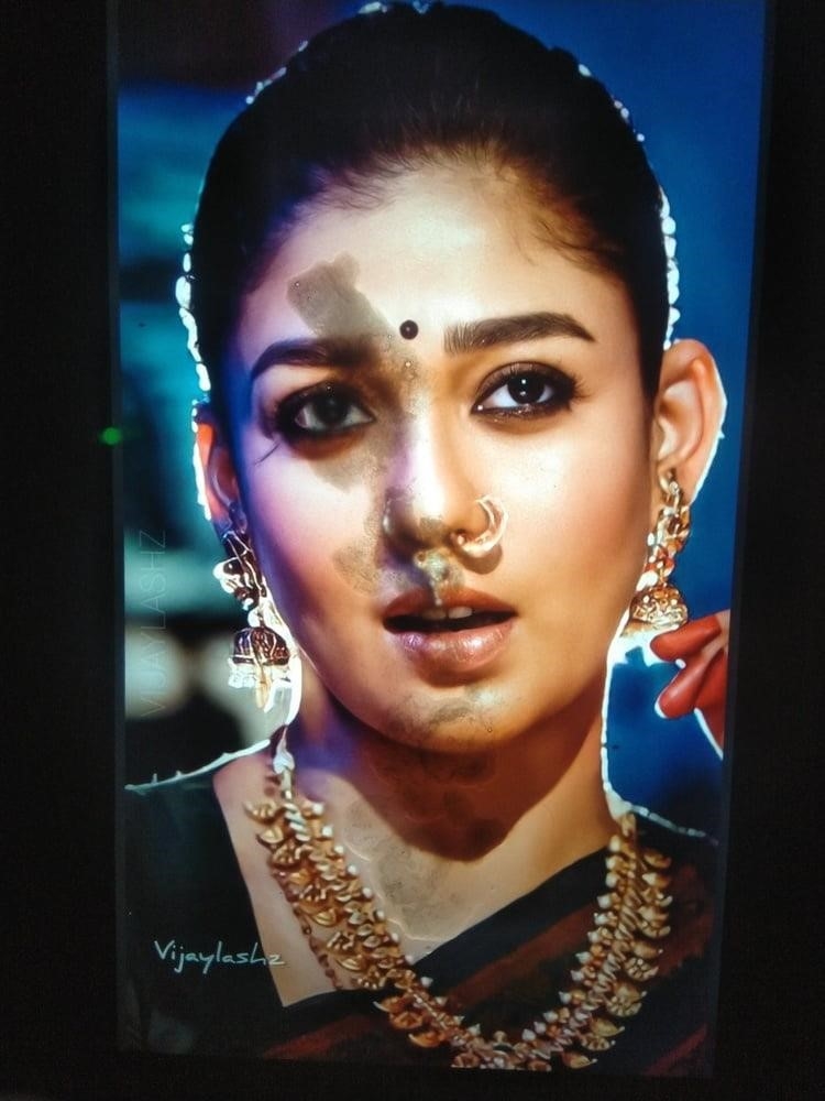 Nayanthara boob pic-9787