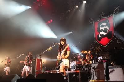 SCANDAL TEMPTATION BOX TOUR 2010～YEAH! tte Iei!～ UHMyBU7M_o